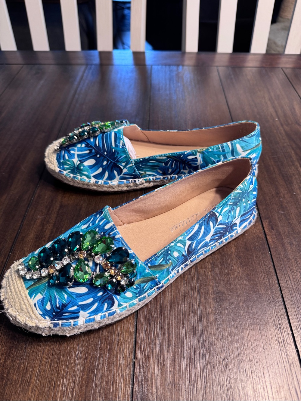 Lauren Lorraine Espadrille Flats Tropical Palm  Crystal Embellished Shoes 8 NIB - Picture 5 of 16